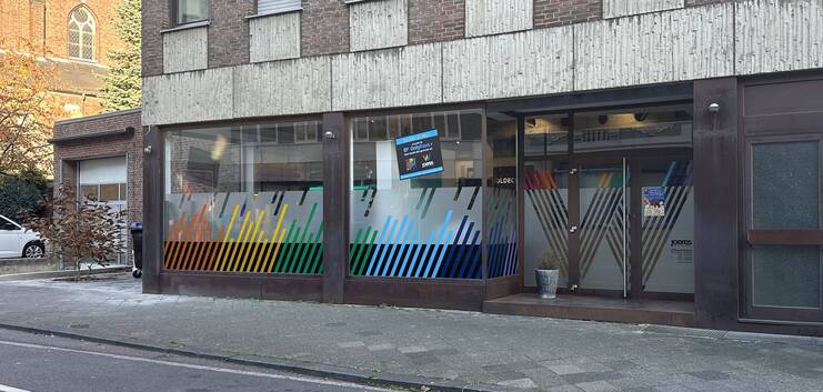 Ansicht der Front des Ladenlokals